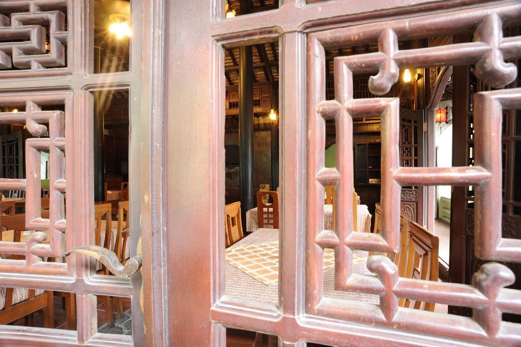 Hoang Yen Hotel Thuan An Exterior foto